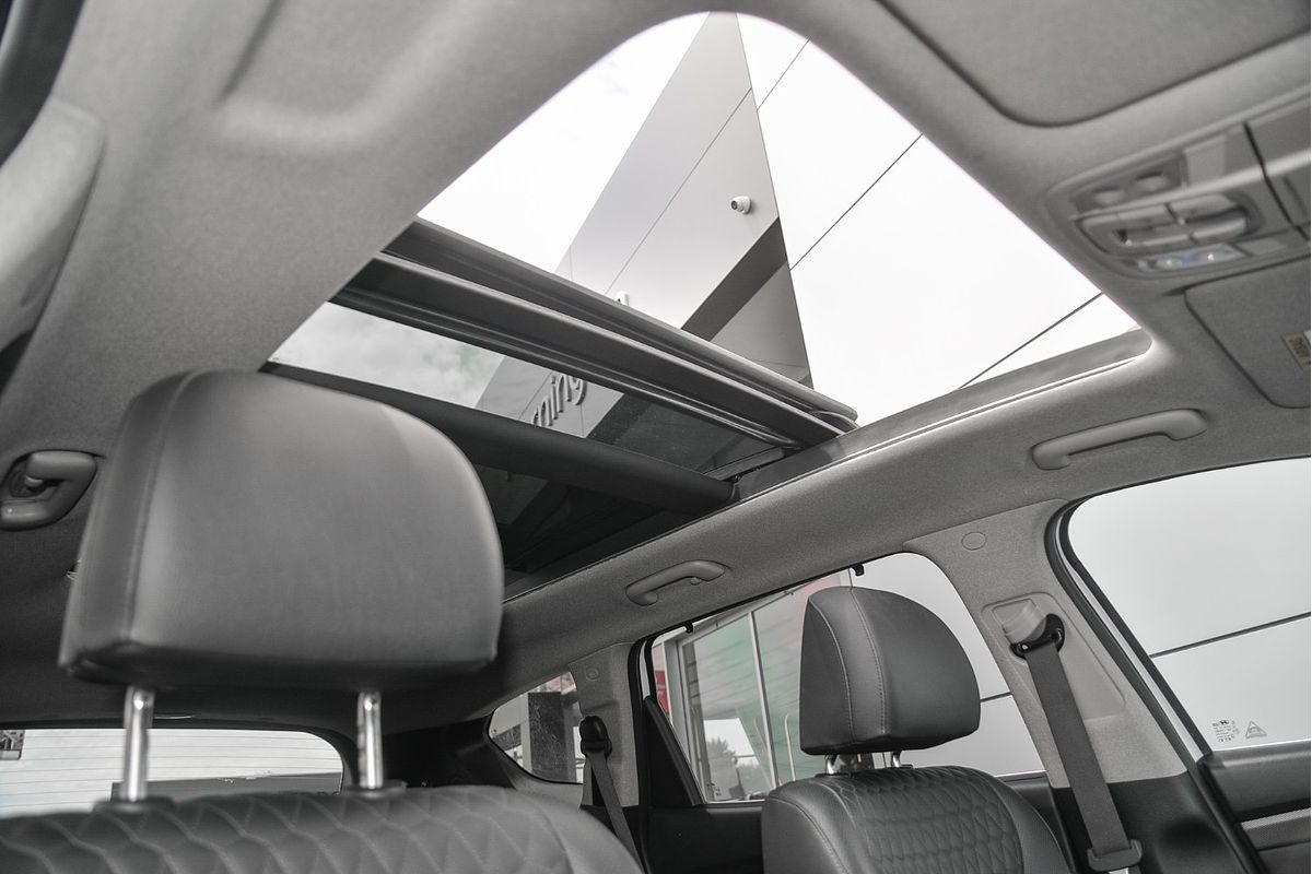 2020 Hyundai Santa Fe Highlander TM.2