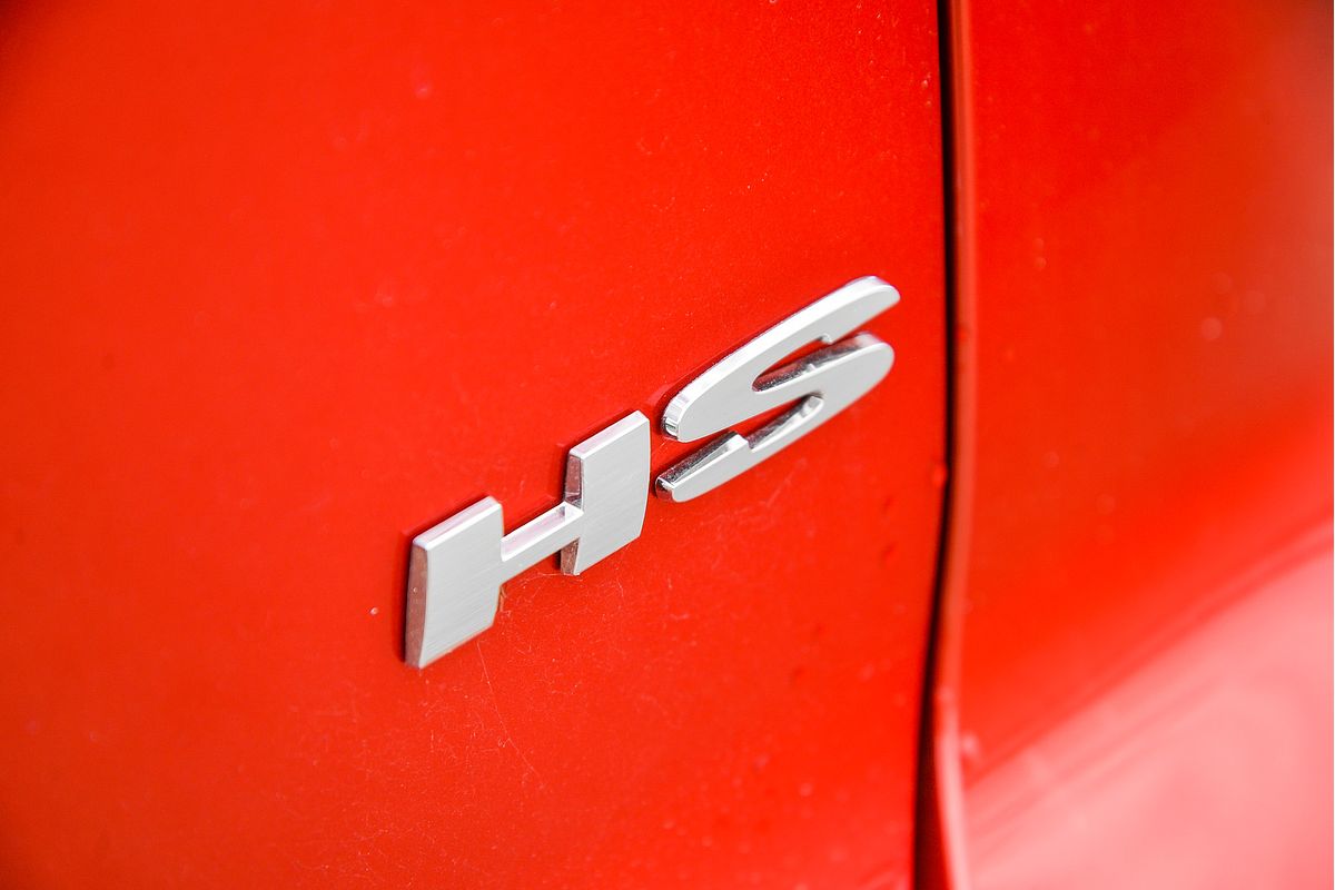 2024 MG HS Essence SAS23
