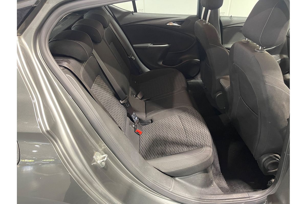 2019 Holden Astra R BK