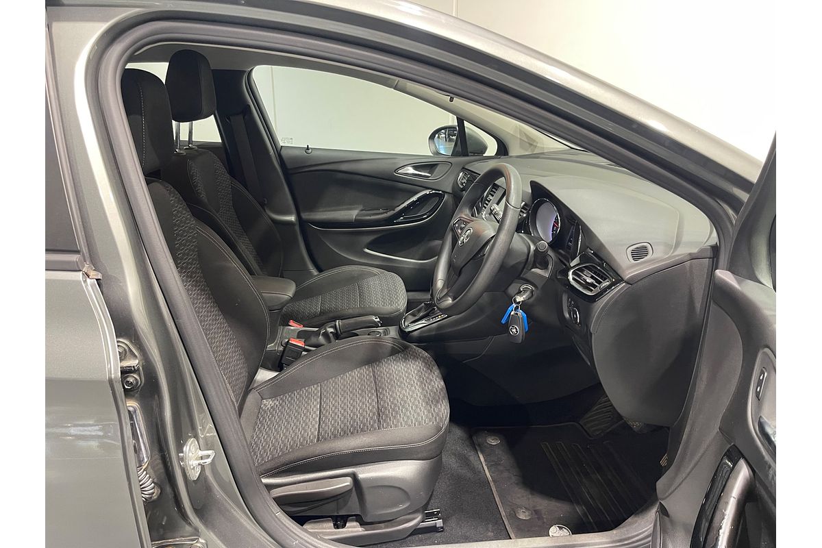 2019 Holden Astra R BK