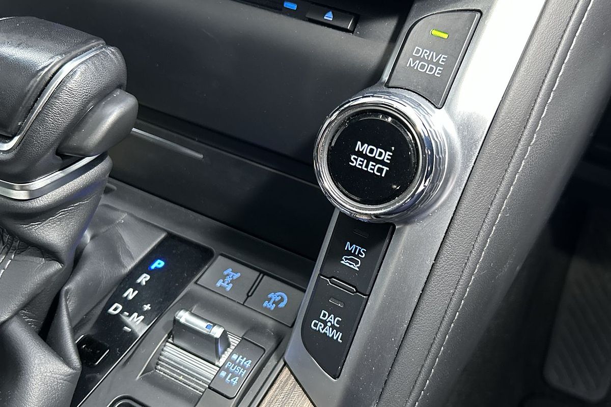 2022 Toyota Landcruiser VX FJA300R