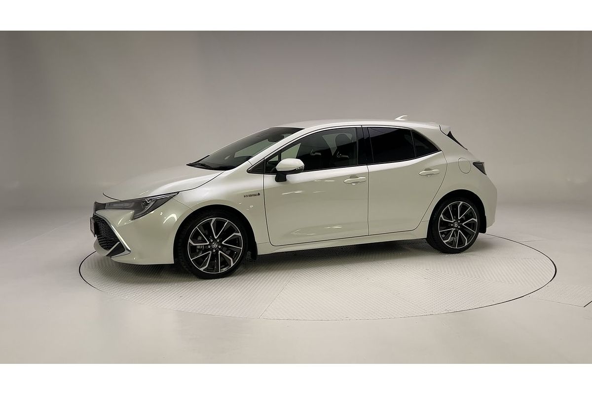 2019 Toyota Corolla ZR Hybrid ZWE211R