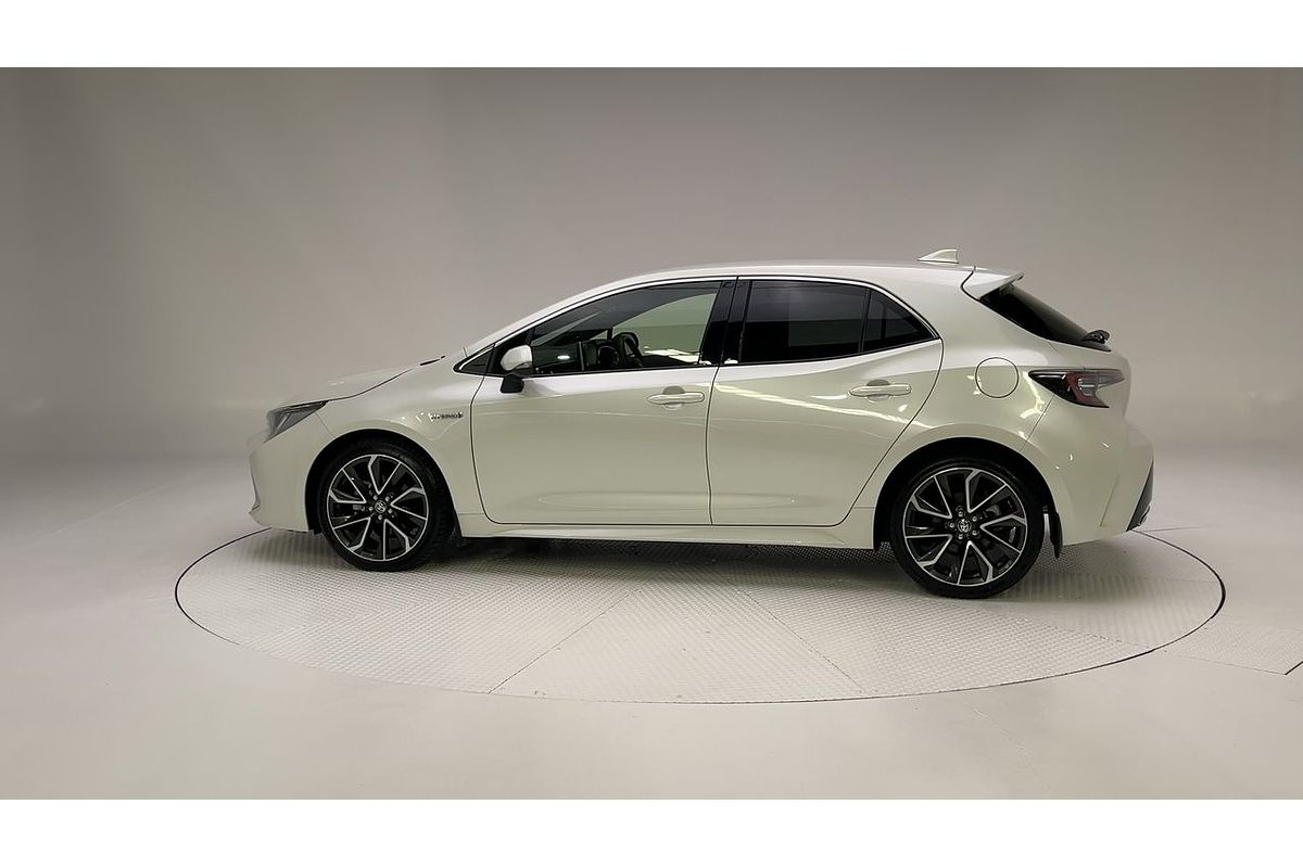2019 Toyota Corolla ZR Hybrid ZWE211R