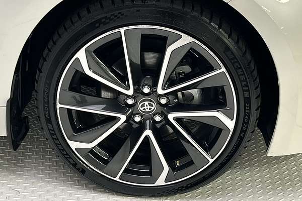 2019 Toyota Corolla ZR Hybrid ZWE211R