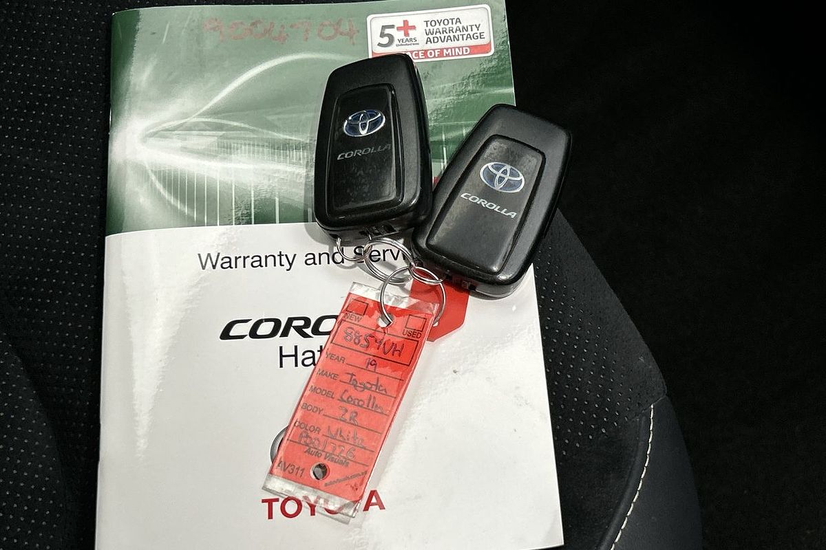 2019 Toyota Corolla ZR Hybrid ZWE211R
