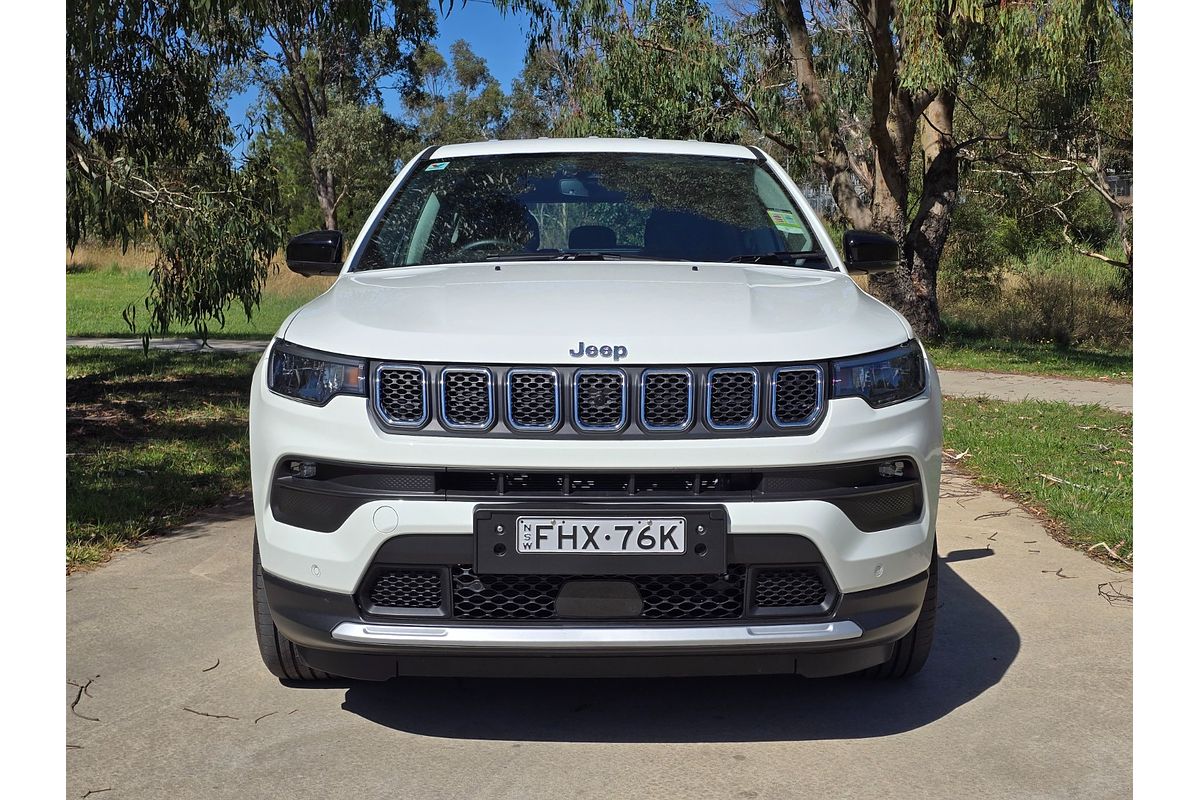2023 Jeep Compass Limited M6