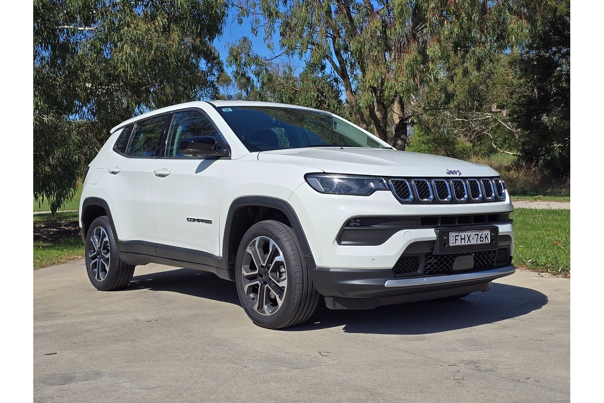 2023 Jeep Compass Limited M6