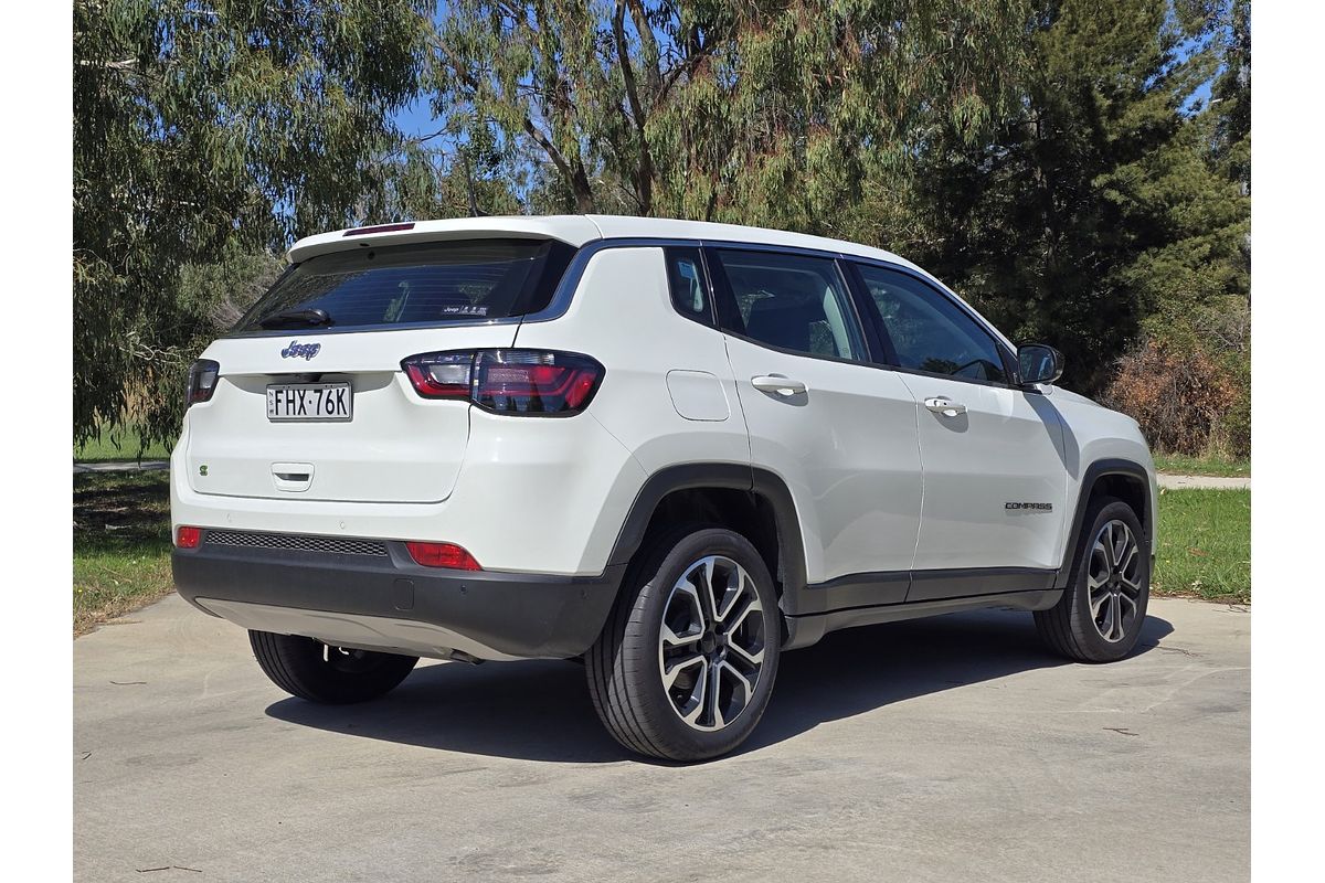 2023 Jeep Compass Limited M6