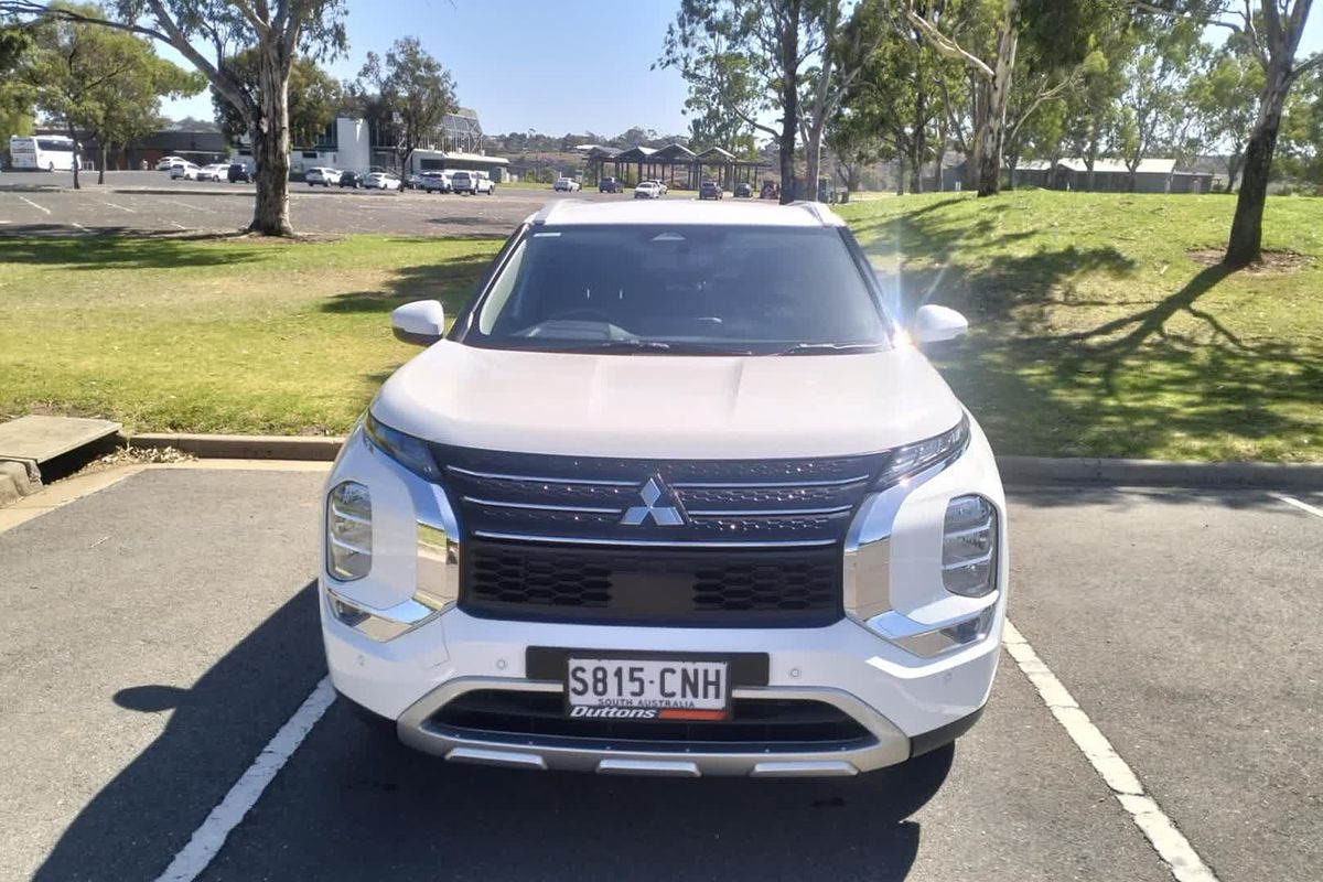 2021 Mitsubishi Outlander LS ZM