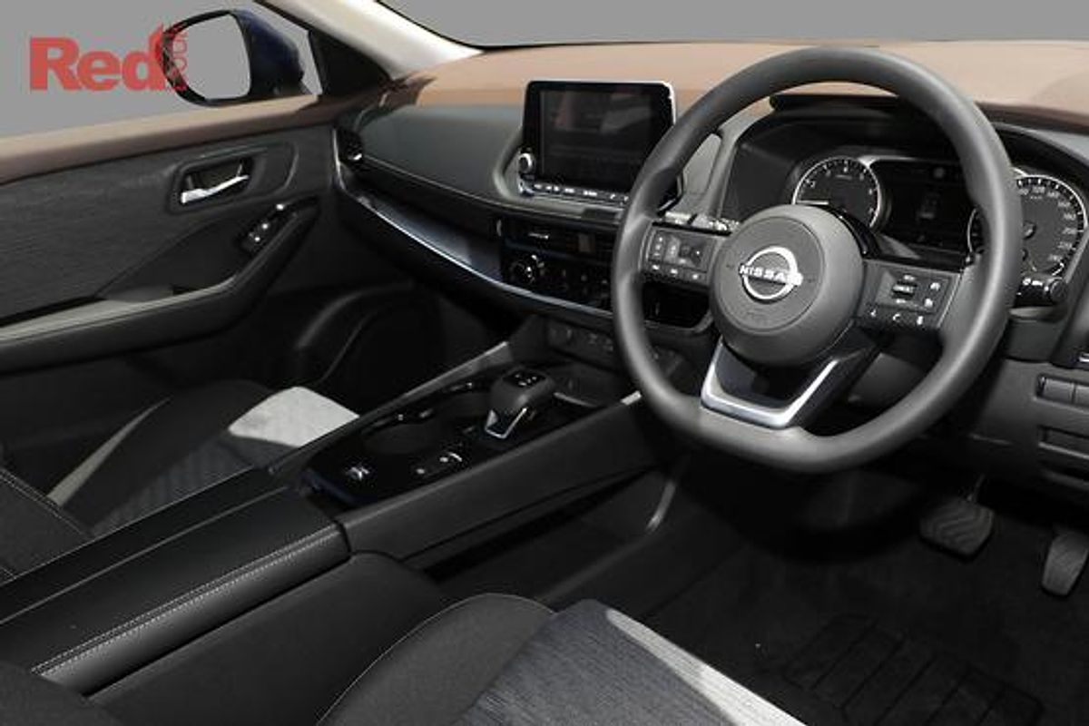 2025 Nissan X-TRAIL ST T33