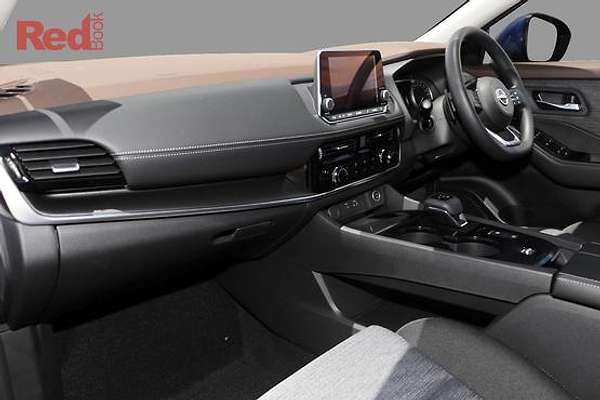 2025 Nissan X-TRAIL ST T33