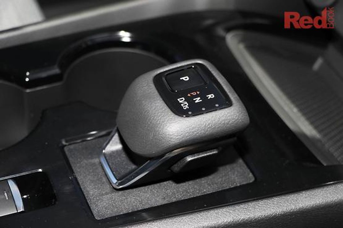 2025 Nissan X-TRAIL ST T33