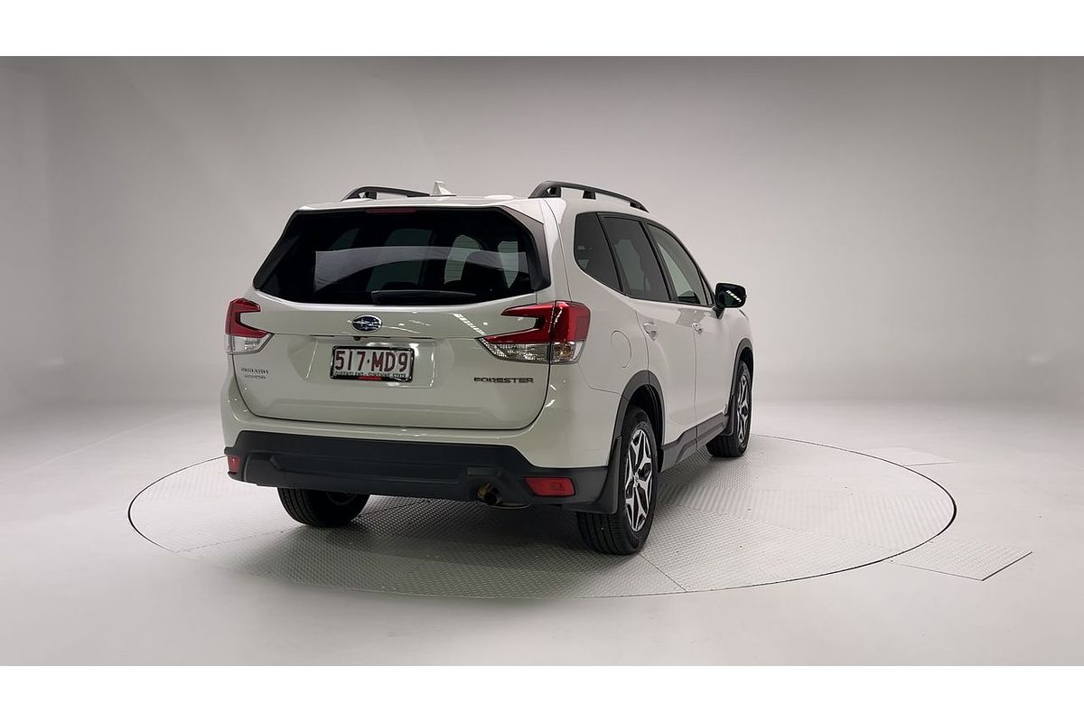 2022 Subaru Forester 2.5i S5