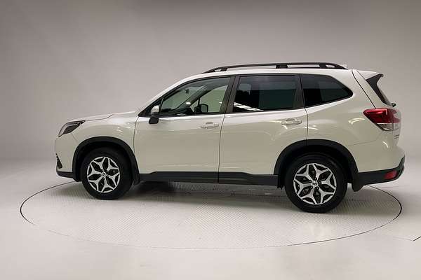 2022 Subaru Forester 2.5i S5