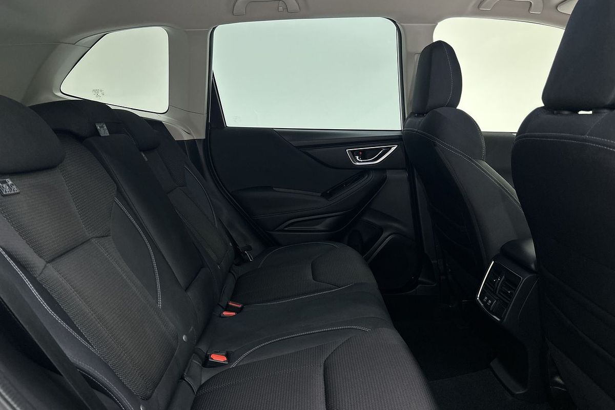 2022 Subaru Forester 2.5i S5