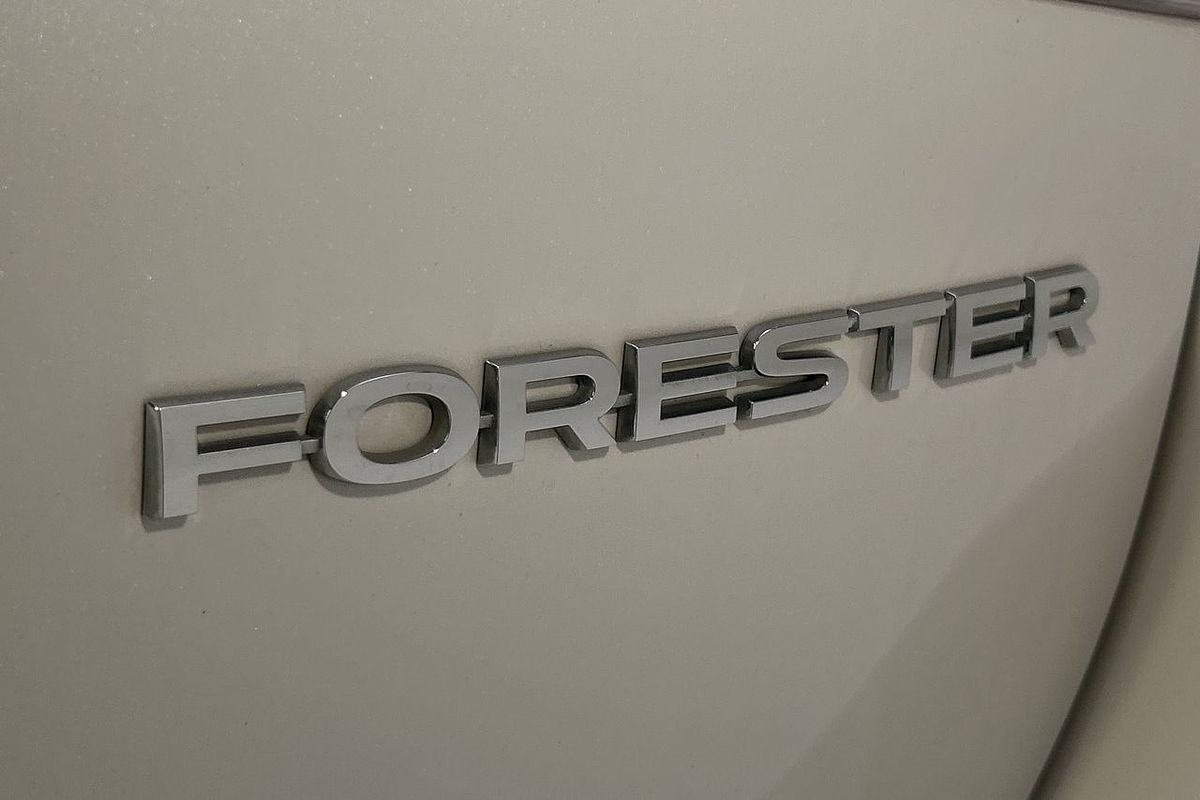 2022 Subaru Forester 2.5i S5