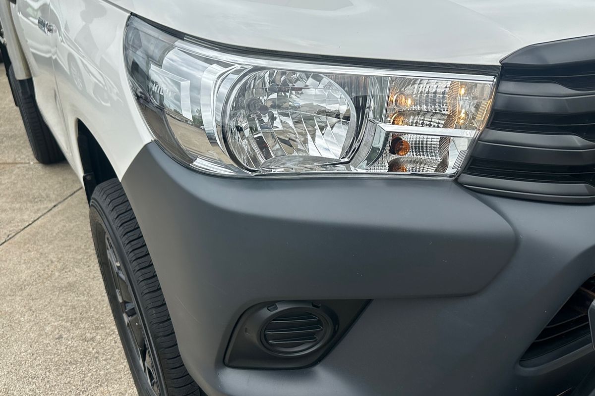 2022 Toyota Hilux Workmate GUN125R 4X4