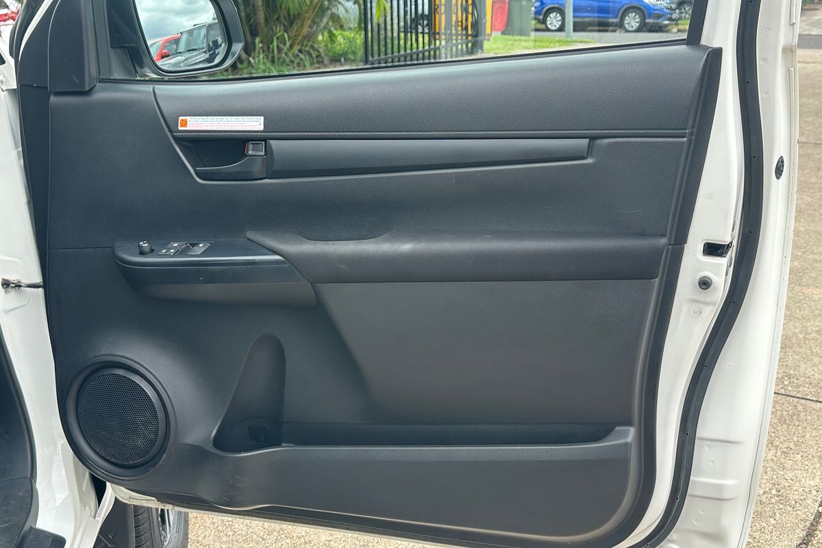 2022 Toyota Hilux Workmate GUN125R 4X4