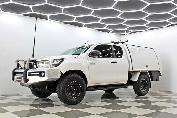 2019 Toyota Hilux SR GUN126R 4X4