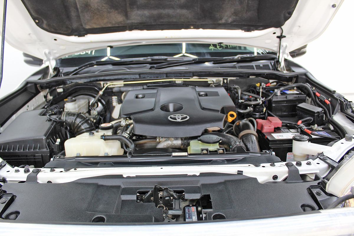 2019 Toyota Hilux SR GUN126R 4X4