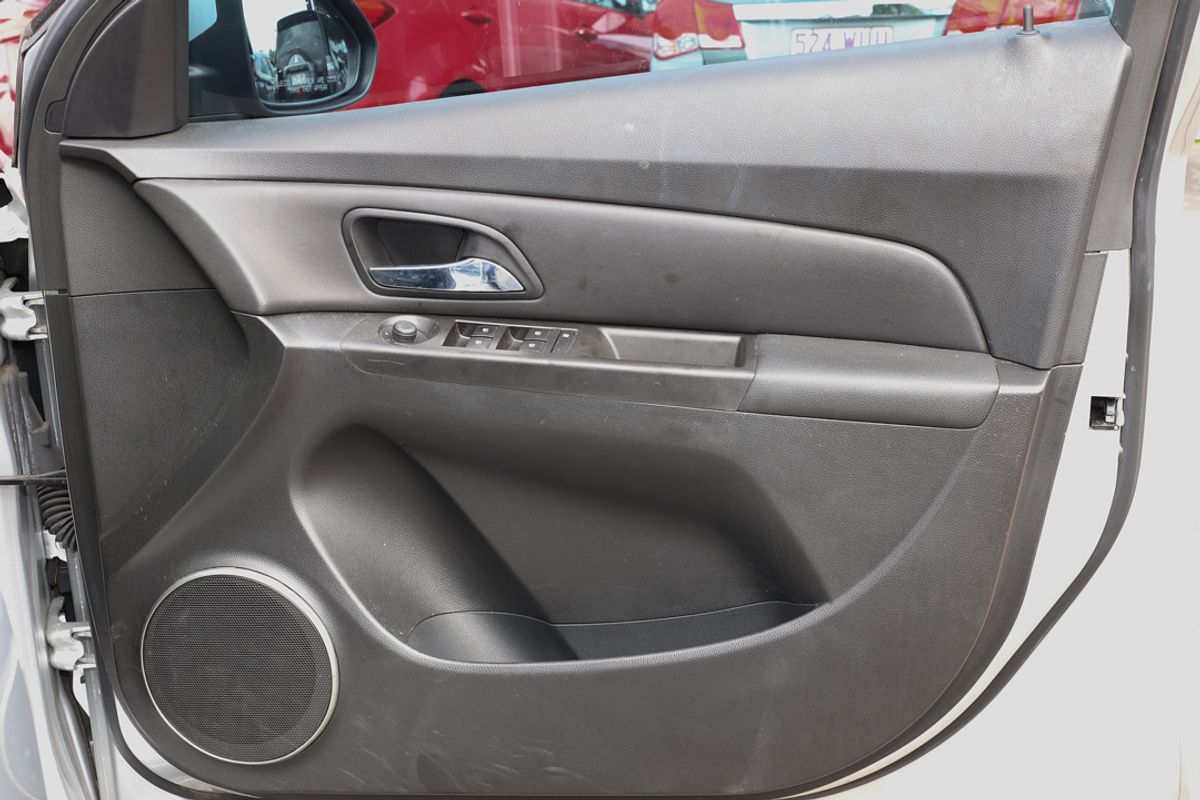 2015 Holden Cruze SRi-V JH Series II