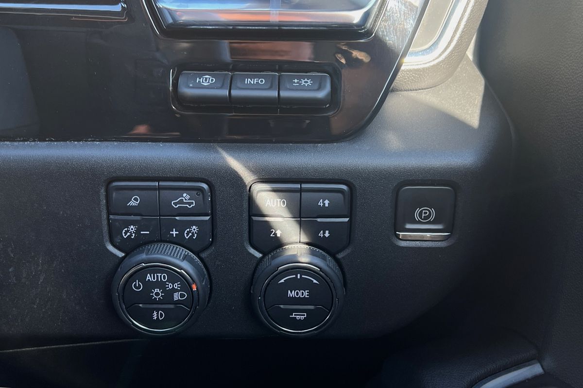 2023 Chevrolet Silverado 1500 LTZ Premium W/Tech Pack T1 4X4