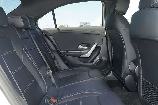 2024 Mercedes-Benz A-Class A250 V177