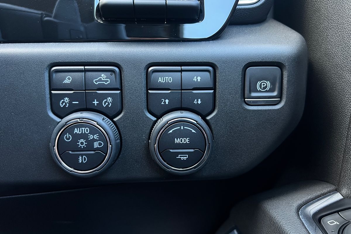 2023 Chevrolet Silverado 1500 LTZ Premium W/Tech Pack T1 4X4