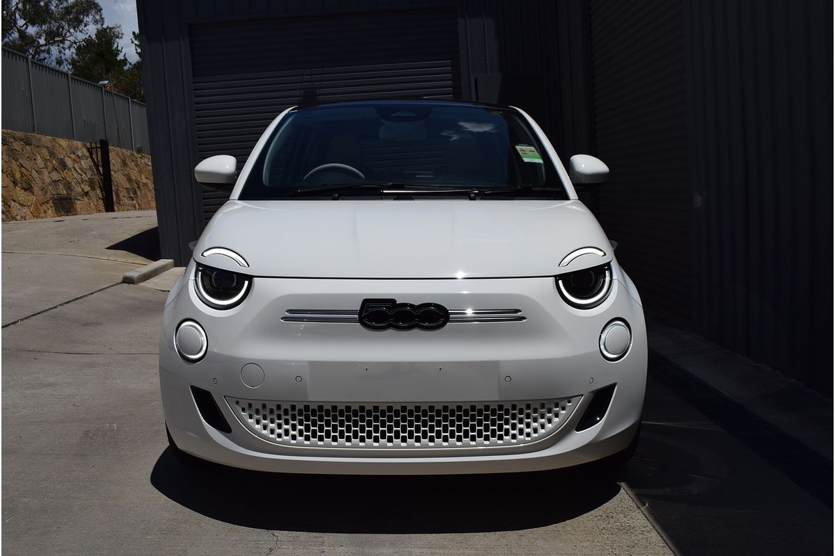 2023 Fiat 500e La Prima