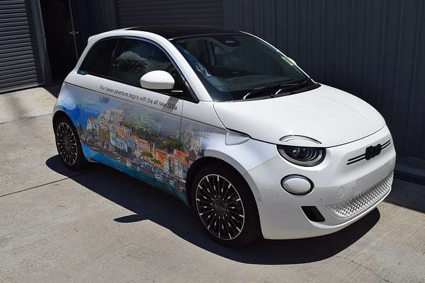 2023 Fiat 500e La Prima