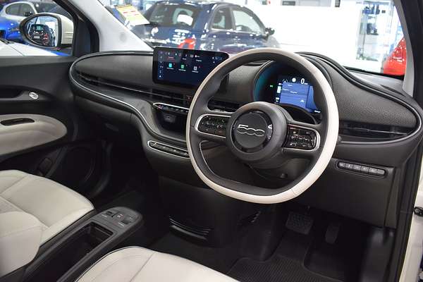 2023 Fiat 500e La Prima