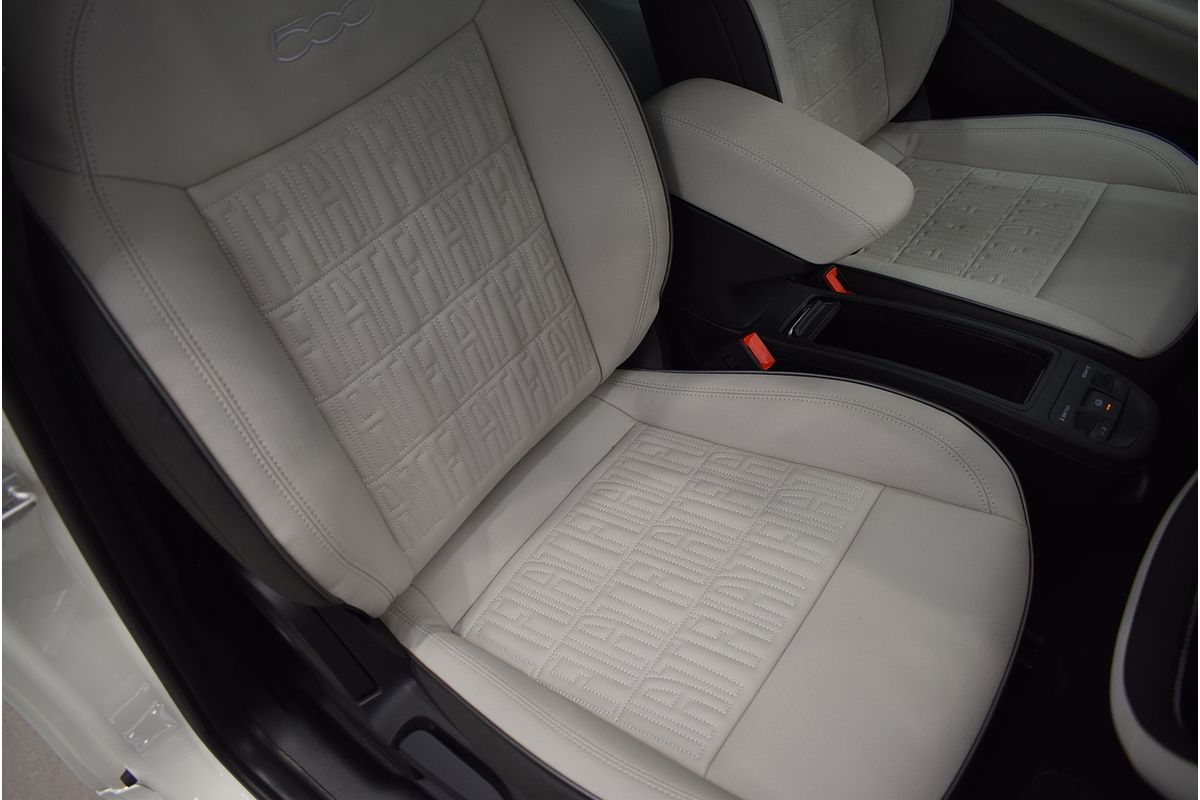 2023 Fiat 500e La Prima