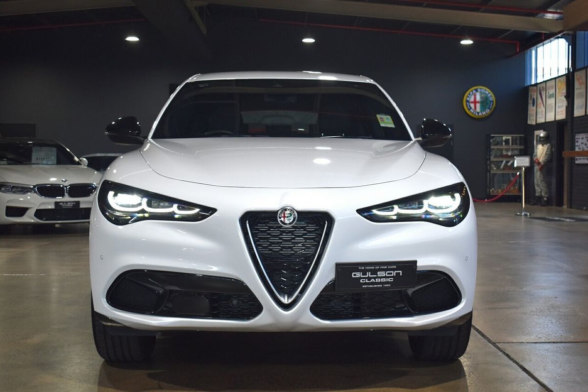 2023 Alfa Romeo Stelvio Ti Series 4