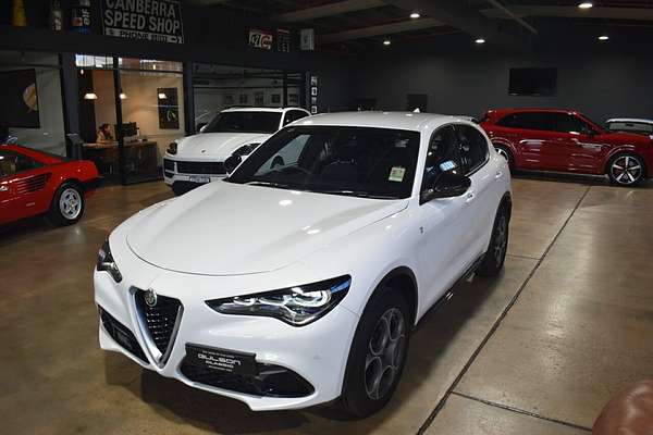 2023 Alfa Romeo Stelvio Ti Series 4