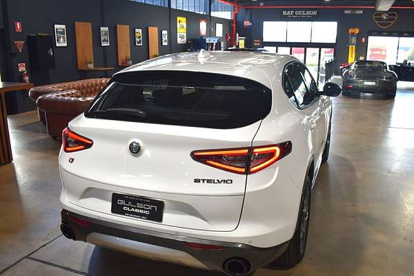 2023 Alfa Romeo Stelvio Ti Series 4