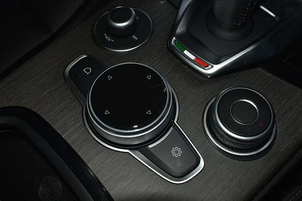 2023 Alfa Romeo Stelvio Ti Series 4