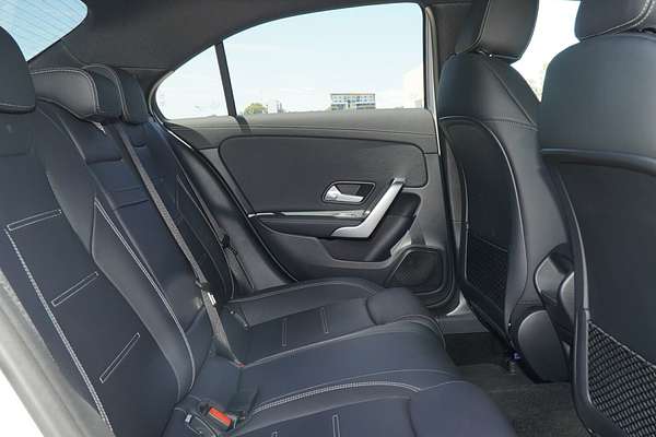 2024 Mercedes-Benz A-Class A250 V177
