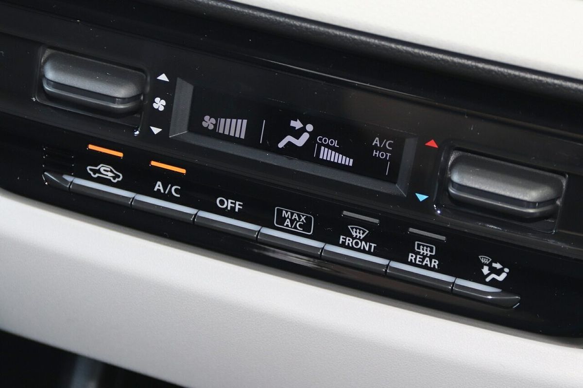2024 Suzuki Swift Hybrid Plus UZ