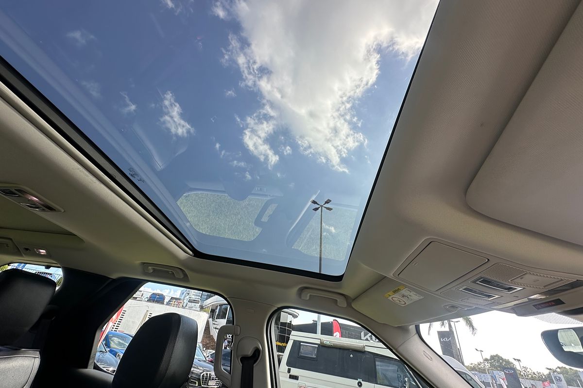 2018 Land Rover Discovery SD4 HSE Series 5