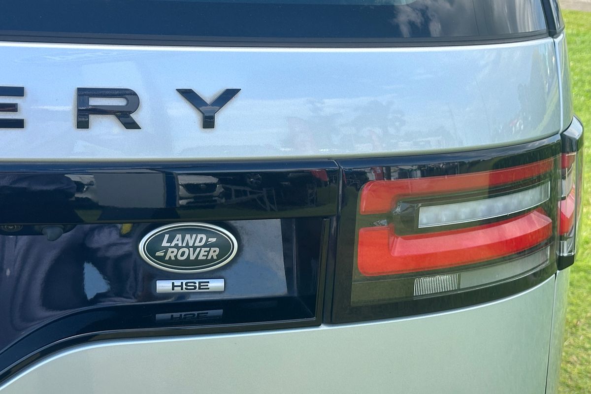 2018 Land Rover Discovery SD4 HSE Series 5