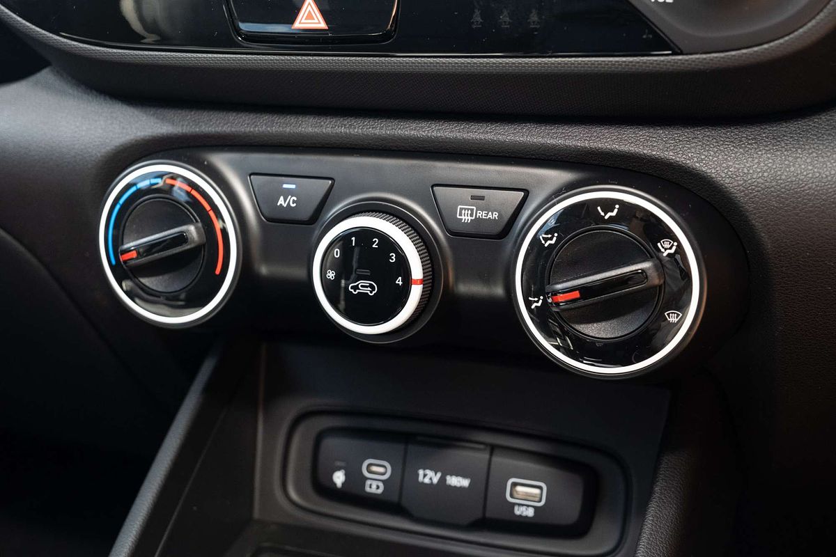 2024 Hyundai Venue Active QX.V5