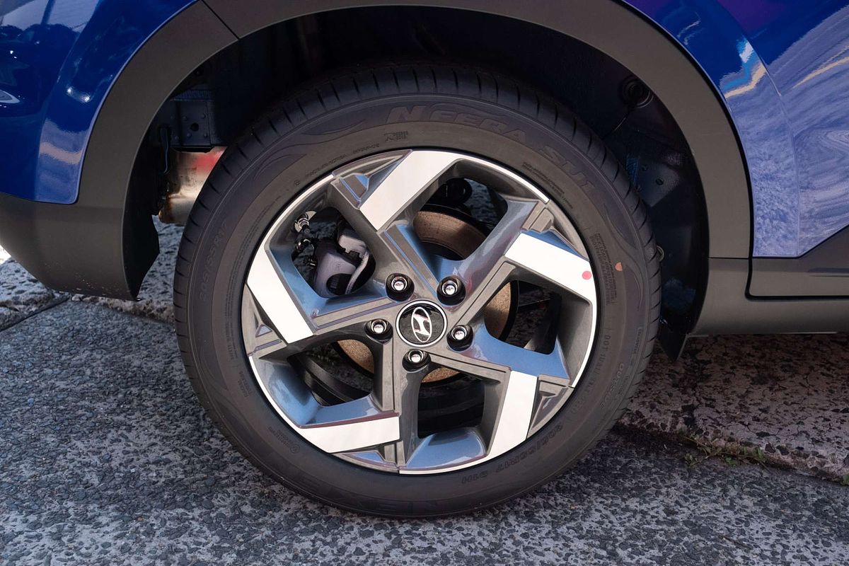 2024 Hyundai Venue Active QX.V5