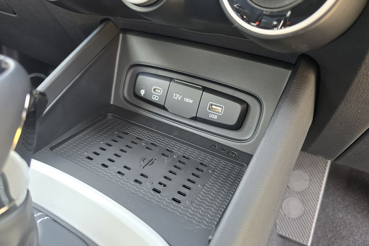 2025 Hyundai Venue Active QX.V5