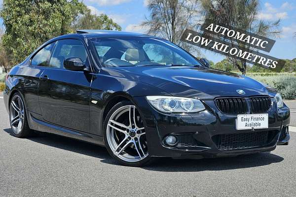 2011 BMW 325i E92 MY11
