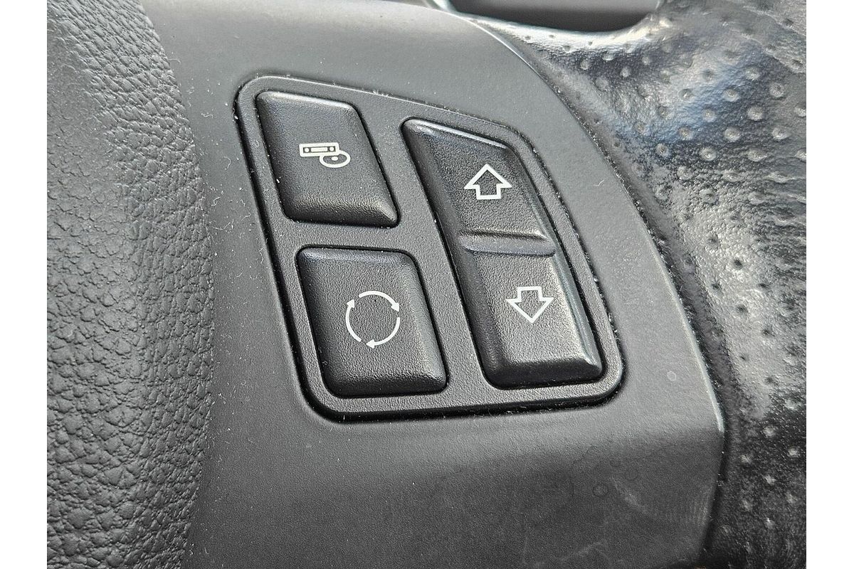 2011 BMW 325i E92 MY11