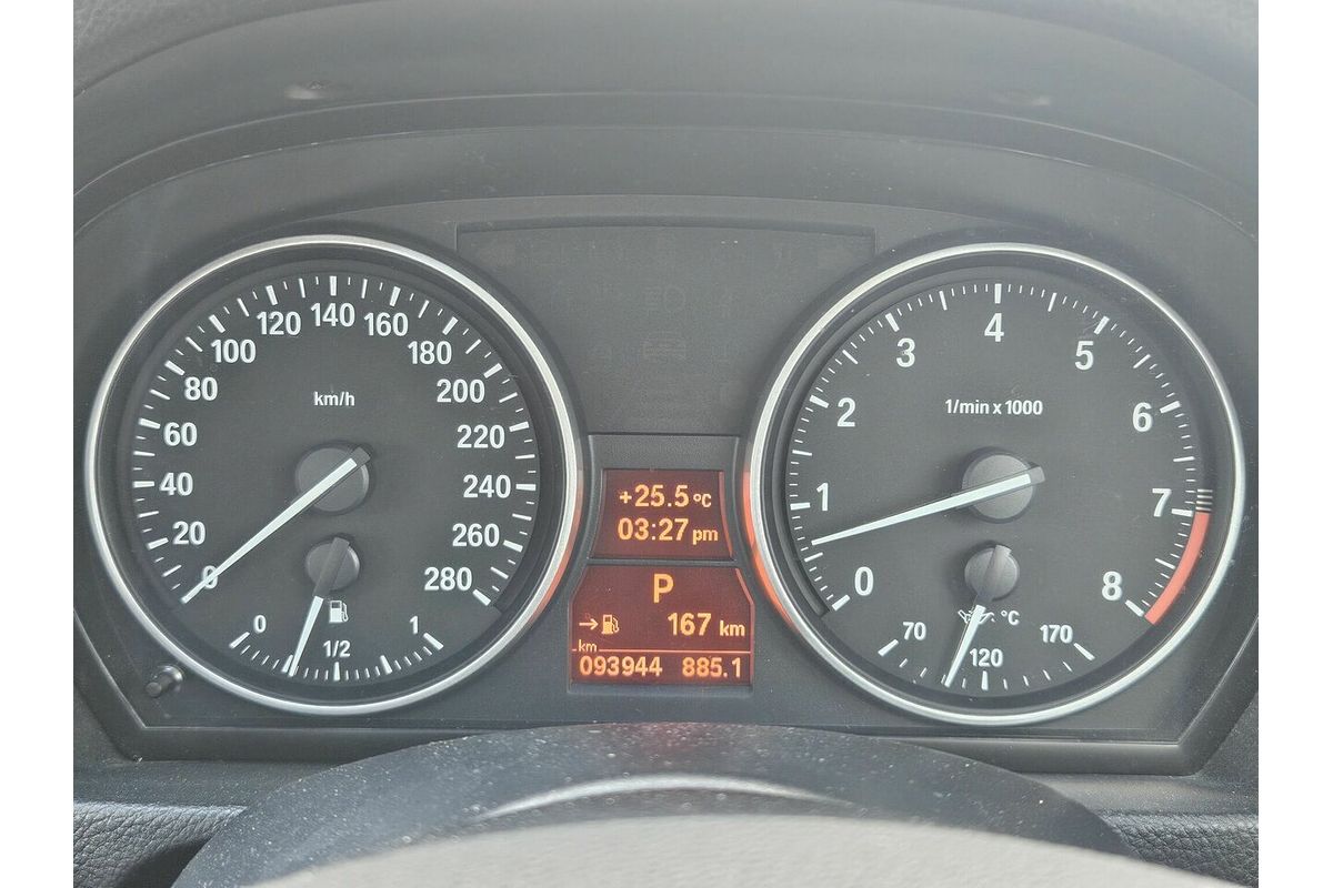 2011 BMW 325i E92 MY11