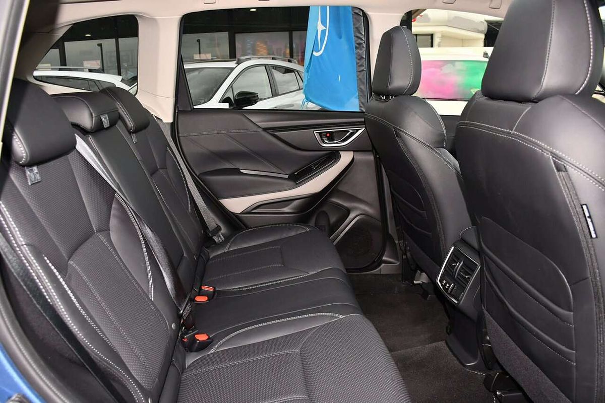 2024 Subaru Forester 2.5i-S S5