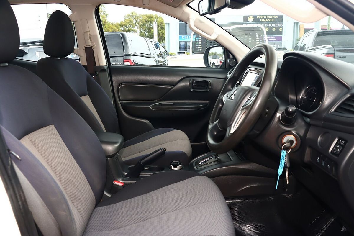 2019 Mitsubishi Triton GLX ADAS MR 4X4
