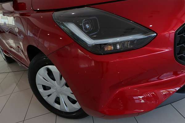 2025 Suzuki Swift Hybrid UZ