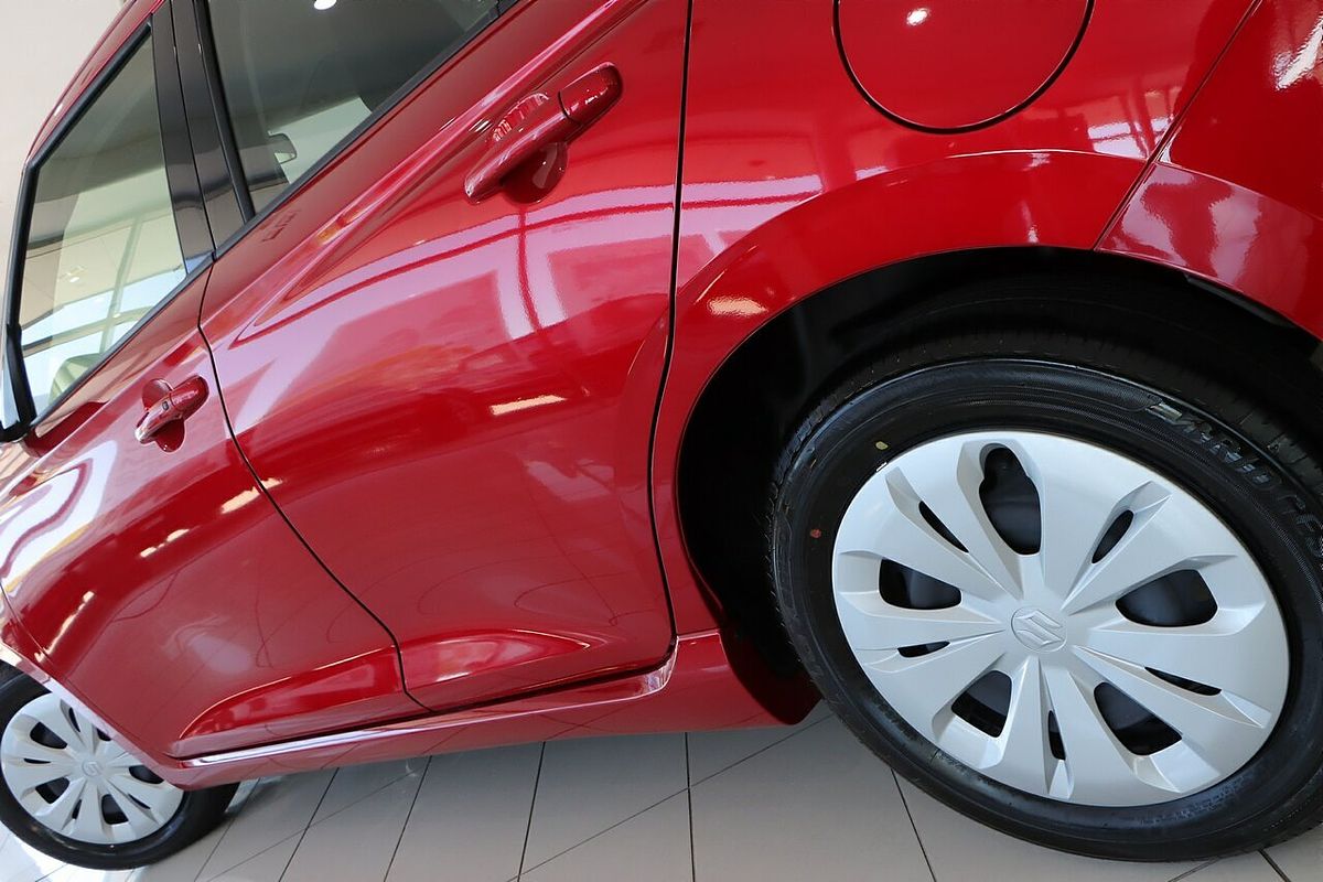 2025 Suzuki Swift Hybrid UZ